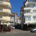 Portowy Z Garazem, Ul Towarowa * Kołobrzeg