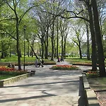 Portowy Z Garazem, Ul Towarowa