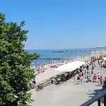 Portowy Z Garazem, Ul Towarowa * Kołobrzeg
