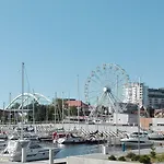 Portowy Z Garazem, Ul Towarowa Apartamento *
