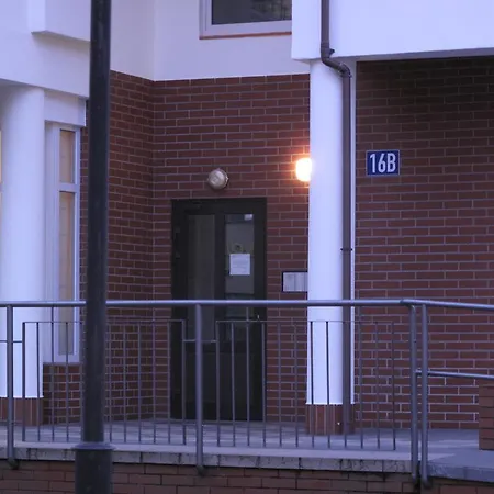 Portowy Z Garazem, Ul Towarowa كولوبرزيغ